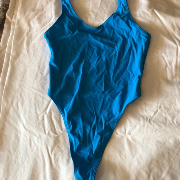 BRAND 🆕 Blue One Piece Thong Swimsuit - Picture 6 of 6